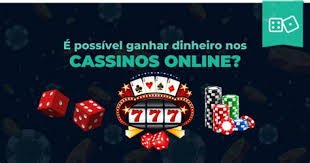 Dealer kasino langsung sedang memimpin permainan blackjack melalui streaming ke pengguna totomenang